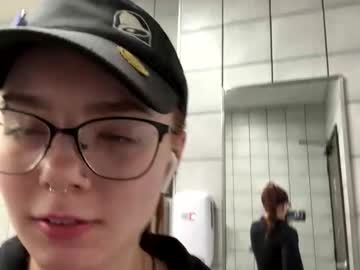 girl Cam Girls Live with yourfavoriteshorty