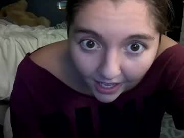 girl Cam Girls Live with brunettebaby040