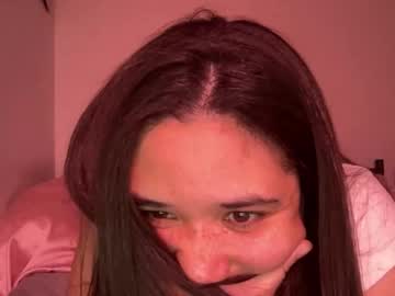 girl
        kissandcurrency cam image #33723