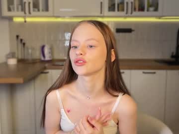 girl Cam Girls Live with tweety_sweetie