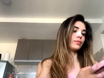 girl Cam Girls Live with lolastreams