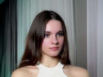 girl
        lorettadunnell cam image #18558