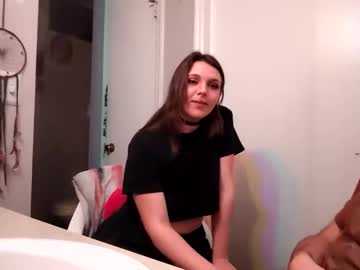 couple Cam Girls Live with caitberrycough