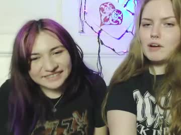 couple Cam Girls Live with bellabutterflyy