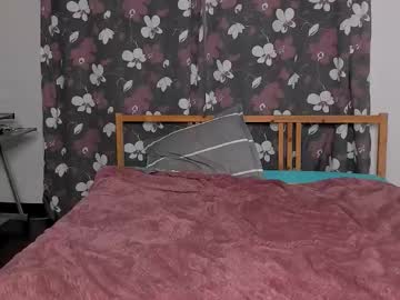 couple Cam Girls Live with blossomandbee