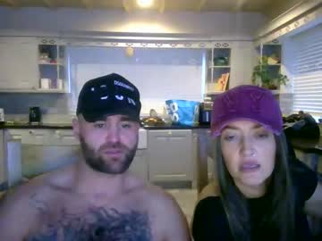 couple
        dom_beast90 cam image #34913