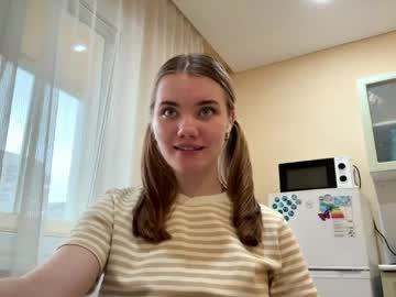 girl Cam Girls Live with logancadarette