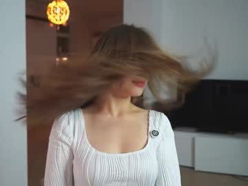 girl
        burmavock cam image #30837