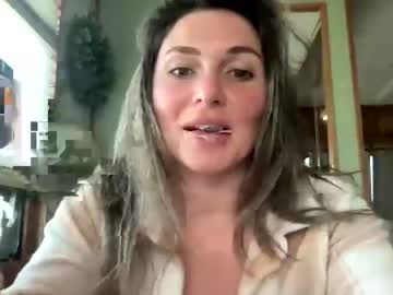 girl
        vanessa822 cam image #5666