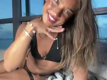 girl
        nicoleautumn cam image #8207