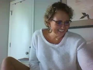 girl Cam Girls Live with momnxtdoor