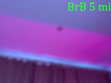 girl
        anylindsey cam image #35741