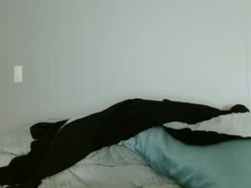 girl
        sskyejoness cam image #11571