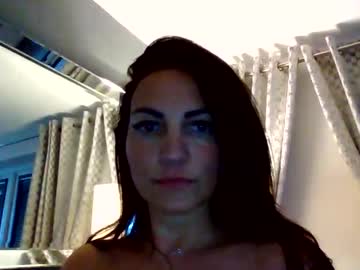 couple Cam Girls Live with kainelson1983