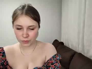 girl Cam Girls Live with adelle_pero