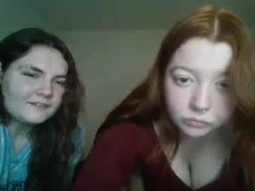 girl
        scarletttsinner cam image #30348