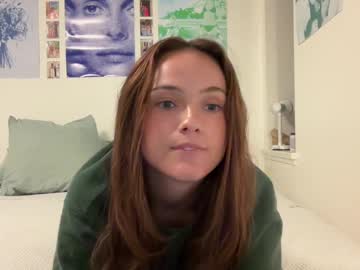 girl
        alexisworld1 cam image #17303
