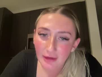 girl
        alyssa_skyee cam image #32518