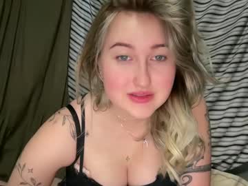 girl Cam Girls Live with honeyyemma