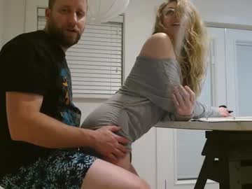 couple Cam Girls Live with fungirlnextdoor