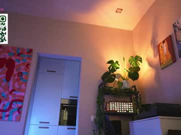 girl
        suk_ki cam image #30922