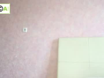 girl Cam Girls Live with ella_hey