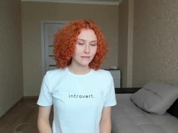 girl
        haribogirl__ cam image #19220