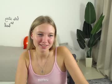 girl Cam Girls Live with apolinaria_polly