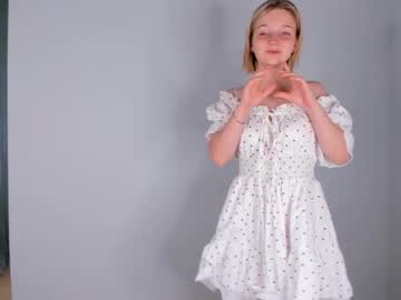 girl
        moiragabriel cam image #15056