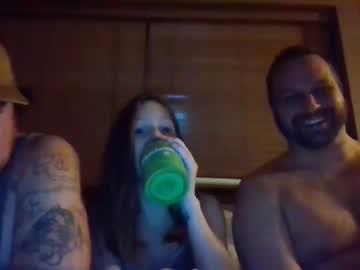 couple
        jdcumzzz cam image #17831