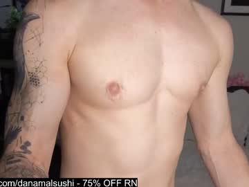 couple Cam Girls Live with danamalsushi