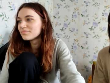 couple Cam Girls Live with rusmedium