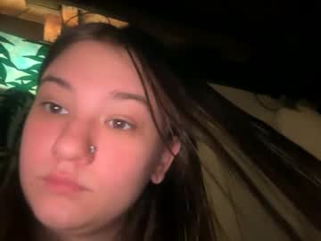 girl
        queenhaven23 cam image #19452