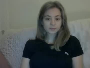 girl Cam Girls Live with emeraldenvy49