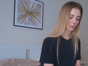 girl
        thinkaboutbehavior cam image #28478