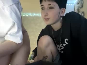 couple Cam Girls Live with zaramontel