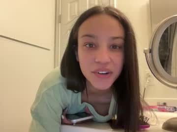 girl
        briannay0unggg cam image #35348