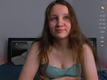 girl
        gwendolynbufkin cam image #8200