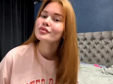 girl Cam Girls Live with innocen_shy_cute