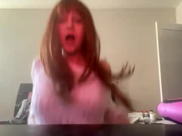 girl
        sexystacey000 cam image #19193